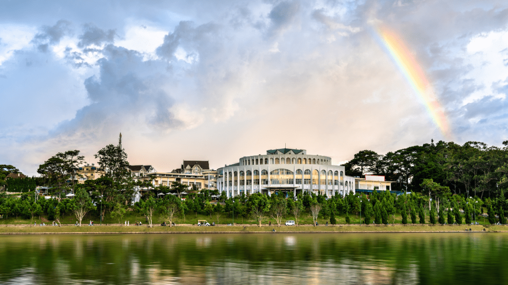 Sobreviviendo en vuelos largos a Vietnam: Consejos y trucos para un viaje cómodo