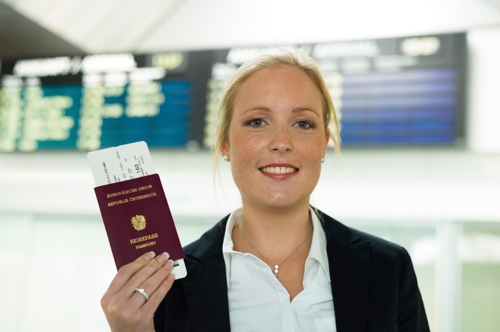 Guide to Entry Procedures at Khanh Hoa’s International Airport (Cam Ranh): Facilitating Seamless Entry into Vietnam