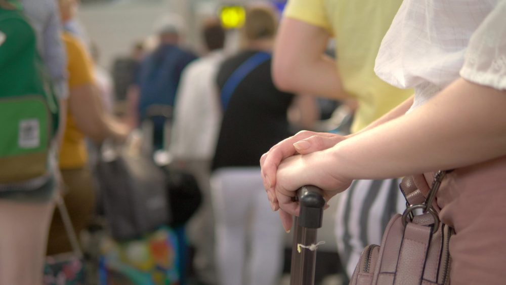 Interactive Arrival Dashboard: Van Don (VDO) Airport